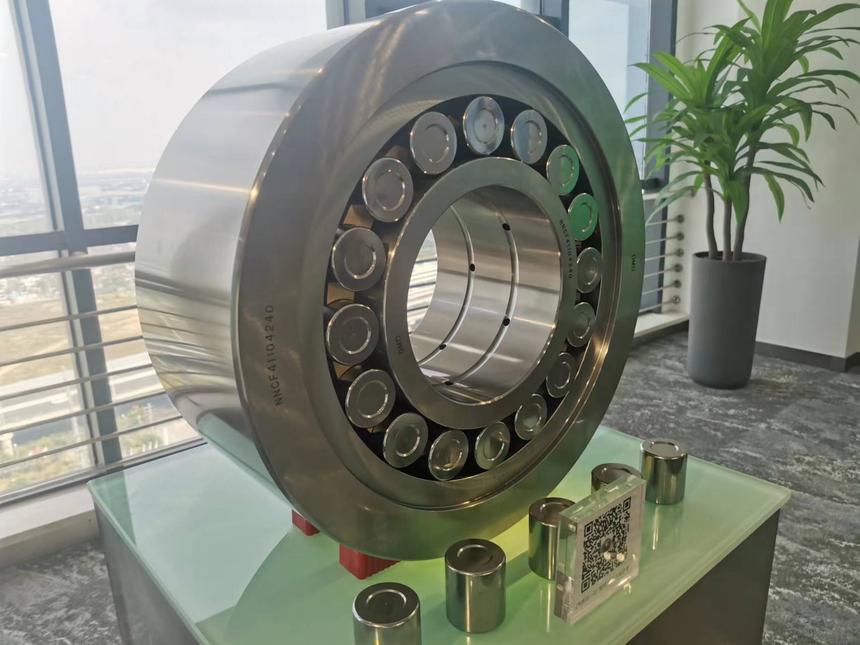 軋機(jī)用四列圓柱滾子軸承優(yōu)化設(shè)計(jì)